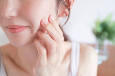 レチノール vs ハイドラフェイシャル：毛穴悩み別おすすめ比較